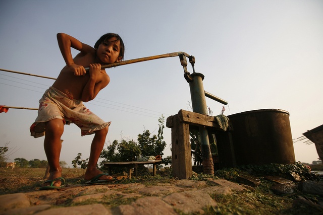 Hundreds of villages in central Burma suffer acute water shortage