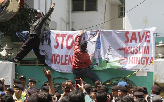 Indonesian anti-terror unit arrests Burmese embassy plot suspects