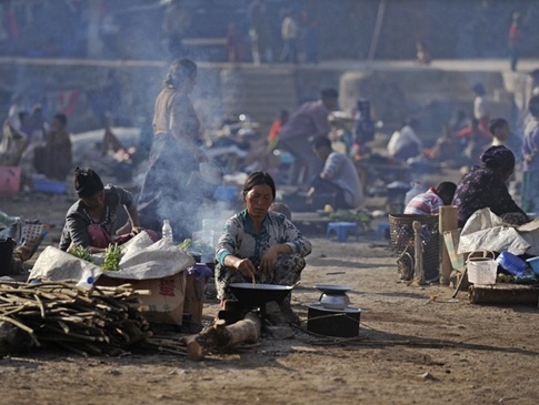 Displaced persons in desperate need of food: report