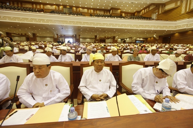 Deputy minister denies existence of Rohingya during parliamentary session 