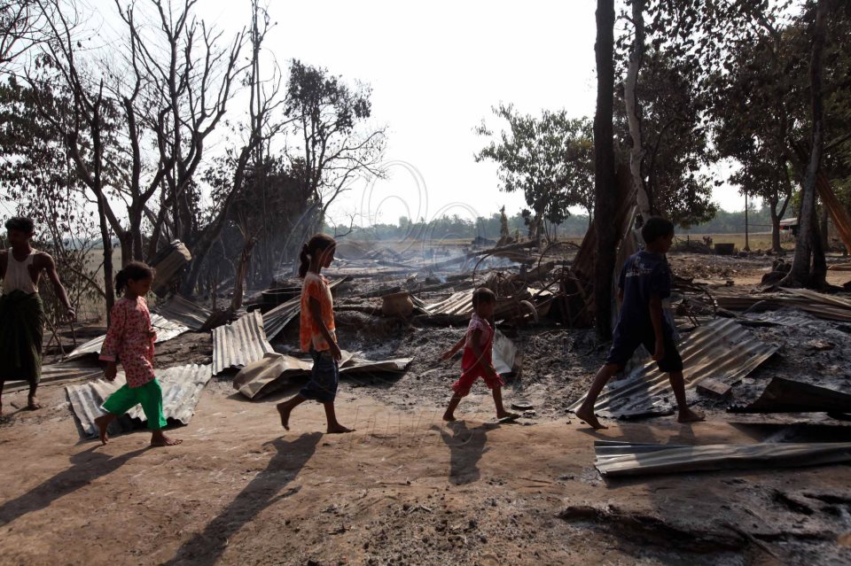 Displaced Muslims near Rangoon in urgent need of aid