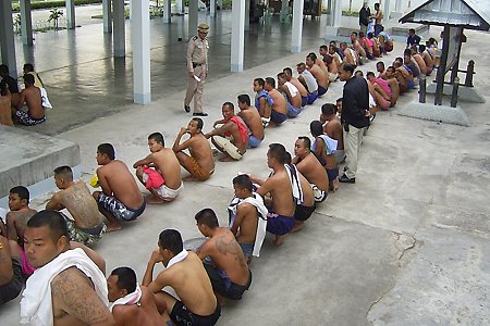 600 Burmese released from Thai prisons