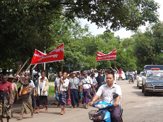 Hpa-an farmers march for return of seized lands