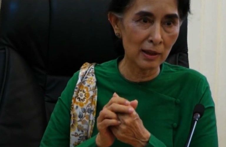 Suu Kyi reiterates call for dialogue after sexpartite talks flounder