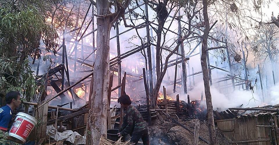Fire leaves hundreds of refugees homeless on Karenni border