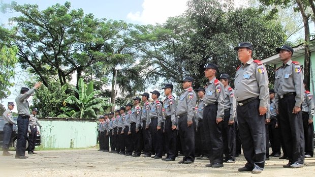 ‘Special police’ get ready for Burmese election