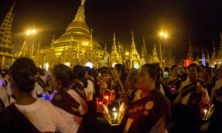 Banking on Shwedagon