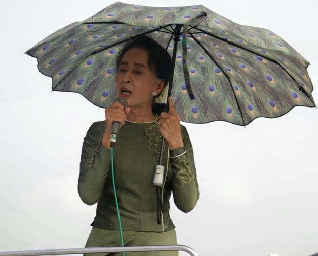 Suu Kyi to vote in Bahan