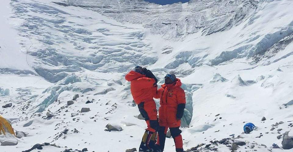 Burmese climbers approaching Everest summit
