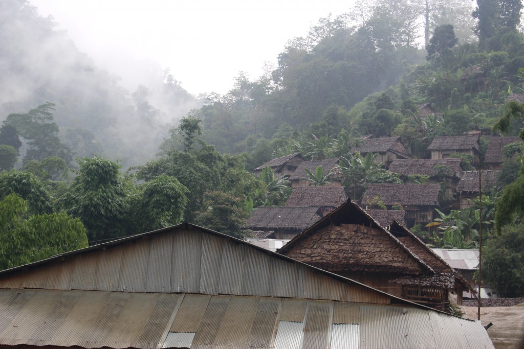 The bamboo huts in Mae La Oon Refugee Camp which houses 10,000 refugees. (Photo: Libby Hogan / DVB)