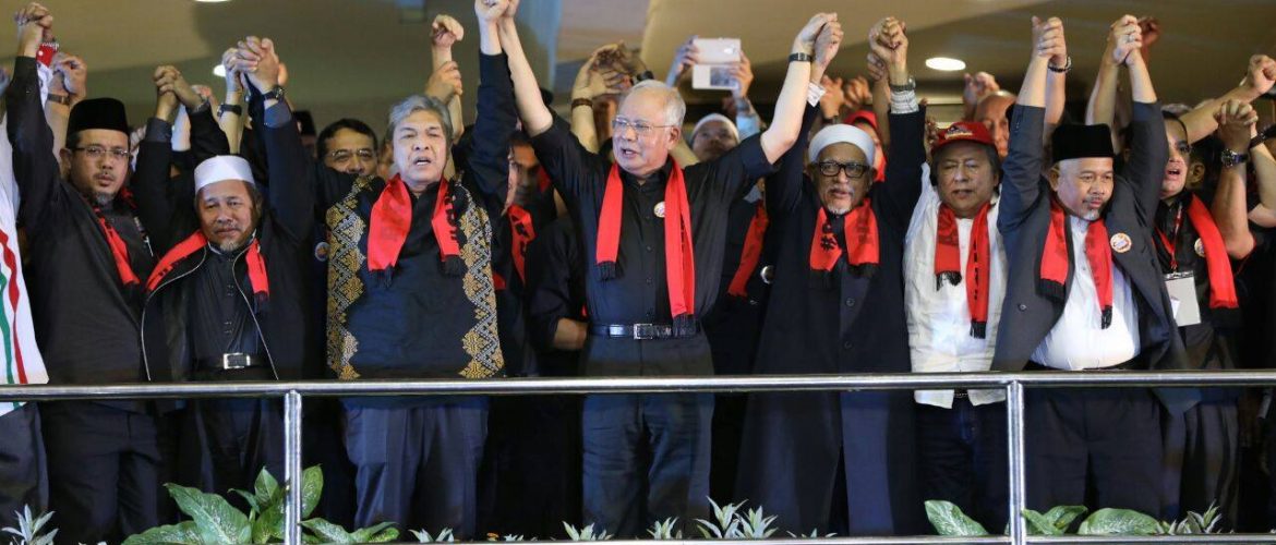 Malaysian PM opens thorny debate in accusing Burma of genocide