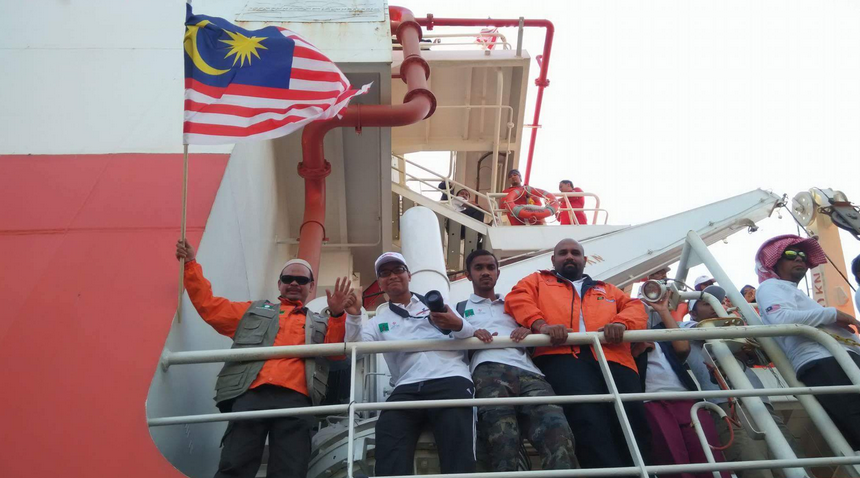 Malaysian aid flotilla for Arakan State docks in Rangoon