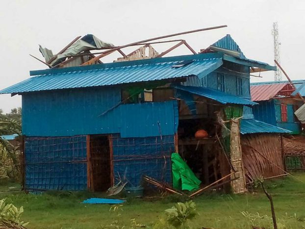 Cyclone Mora batters Burma’s west coast