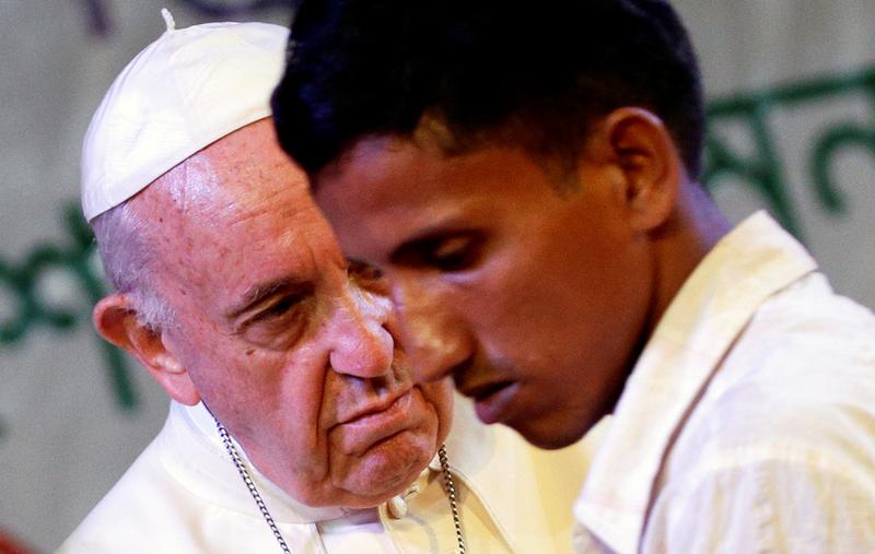 Pope ends sensitive trip to Asia after seeking Rohingya forgiveness