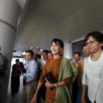 Myanmar’s pro-democracy leader Suu Kyi arrives to register NLD party in Naypyitaw