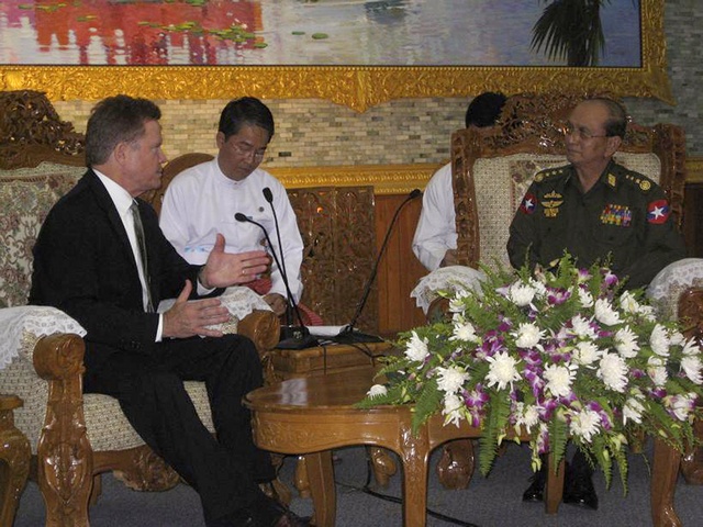 Jim Webb meets President, scraps NLD talks