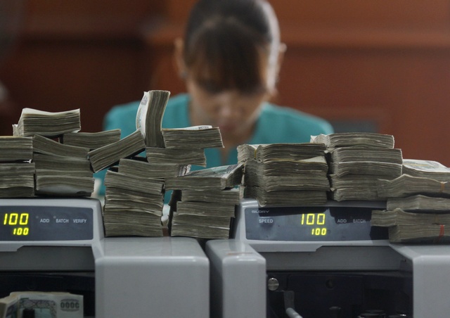 Burma pushes finance bills in bid to get off blacklist