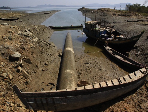 Beset by delays, Burma-China oil pipeline nears start-up