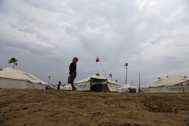ECC, INGOs inspect Kaman Muslim IDP camps