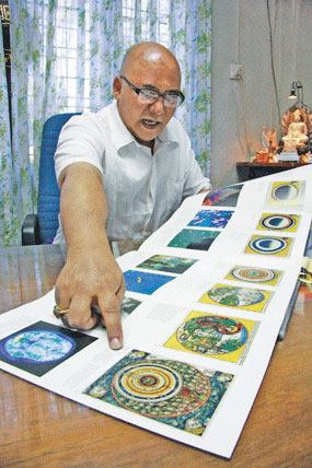 Burmese astrologers read different election outcomes