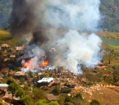 Fire destroys homes in Umphien refugee camp