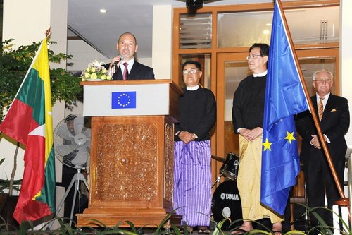 EU initiates human rights dialogue with Burma