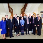 good_discussion_on_us_business_investment_with_aung_san_suu_kyi