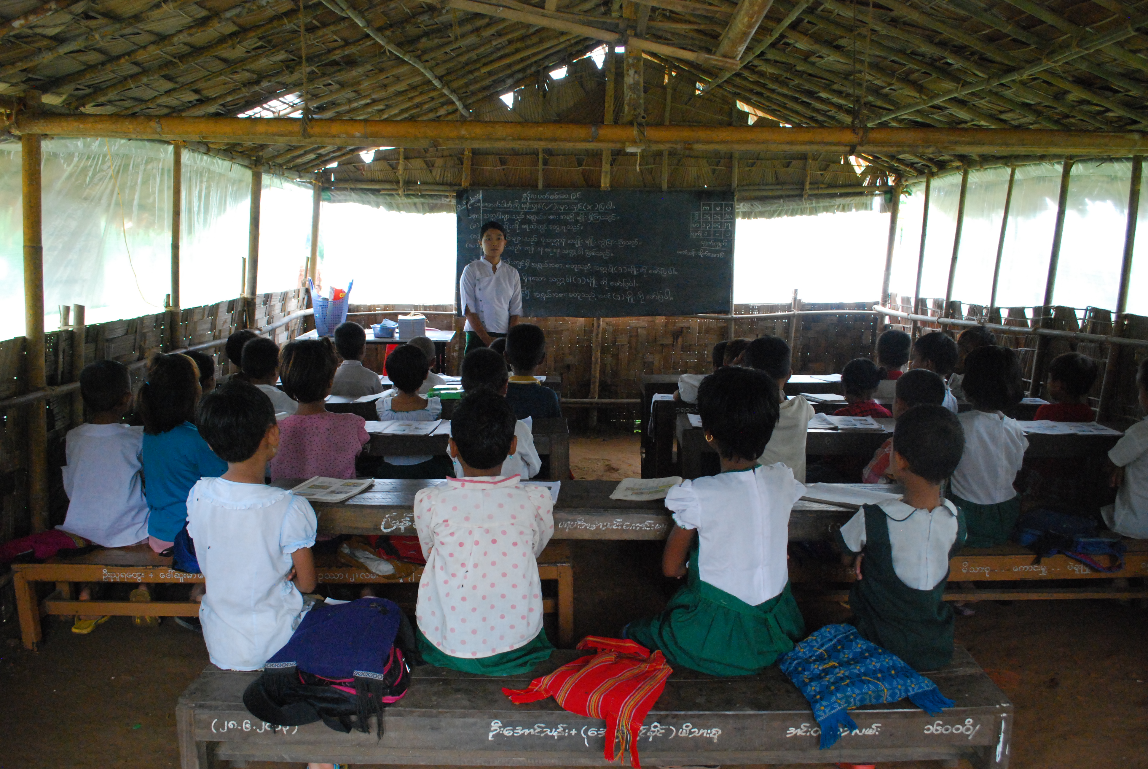 Renewed fighting in Kachin State closes schools