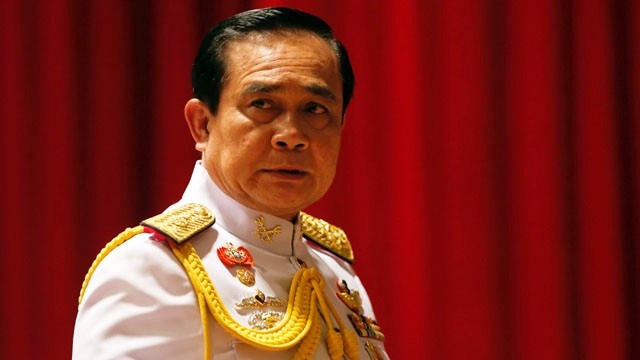 Drugs, Dawei, twin towns on agenda as Thai PM visits Burma