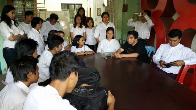 Rangoon students, activists released