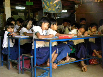 Migrant kids fall through cracks in Thai school system