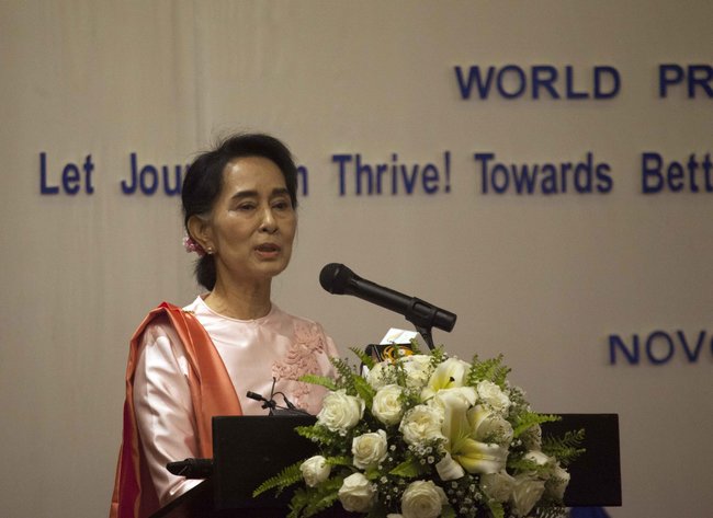 Burma ‘lagging behind’ on press freedom, says Suu Kyi