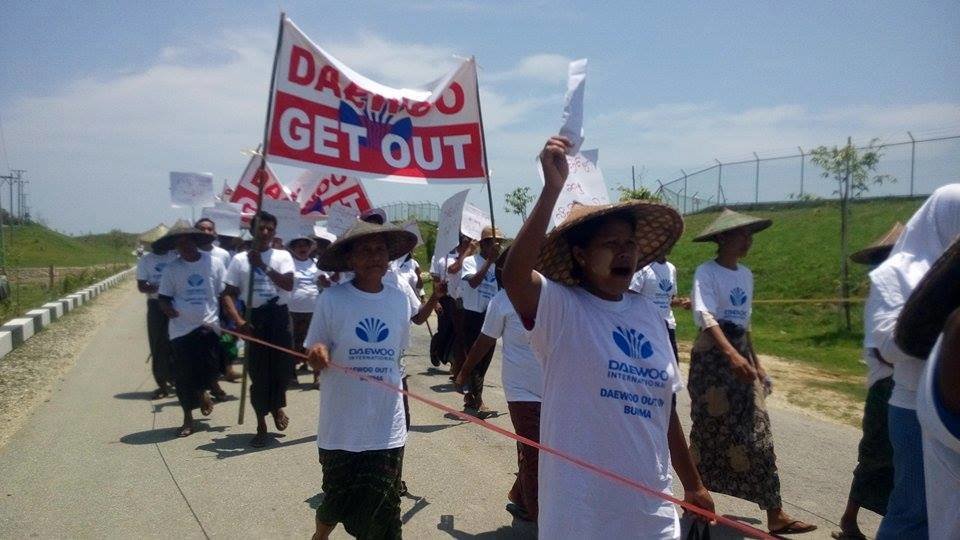 Kyaukphyu farmers rally against Daewoo gas plant