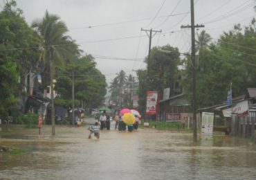 Floods hit Burma as monsoon rolls in