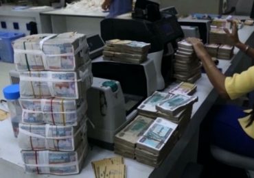 US dollar demand rises against weakened kyat