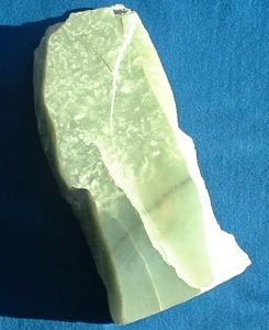 Raw jade (PHOTO: wikipedia)