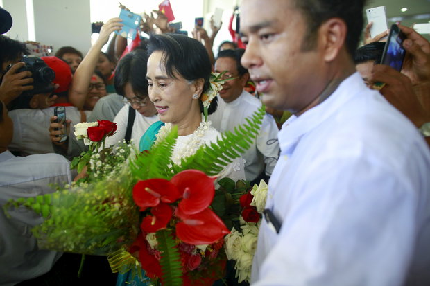 ‘No Muslim City’ police warn Suu Kyi’s security guards
