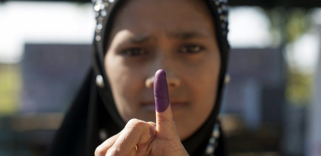 VIDEO: Muslim citizens vote in hope