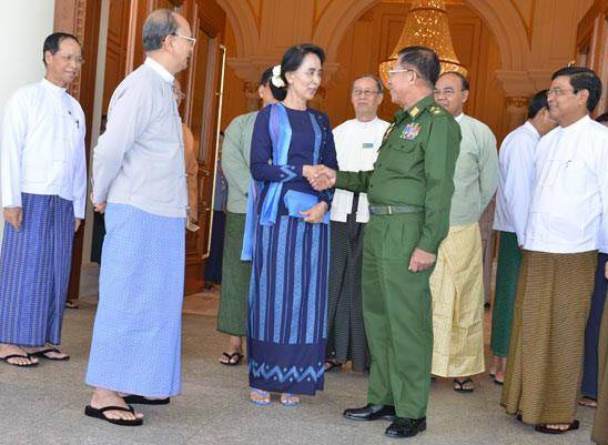 Suu Kyi to meet with president, commander-in-chief