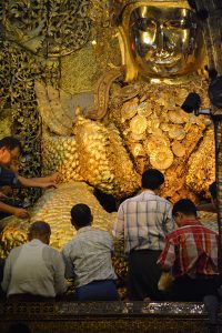 Maha Muni Statue (Colin Hinshelwood/DVB)