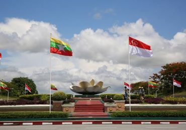 Burma, Singapore agree to waive visas