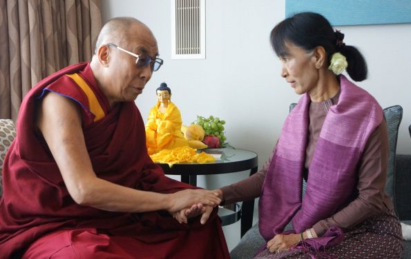 Dalai Lama to Suu Kyi: ease tensions in Arakan