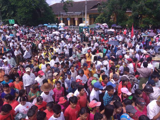 Crowds gather in Hinthada, Irrawaddy Division, to mark Martyrs' Day on 19 July 2016. (Photo: DVB)