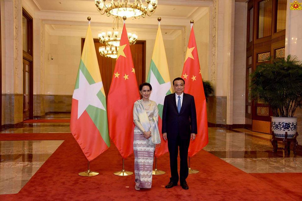 Suu Kyi seeks win-win deal on China-backed dam