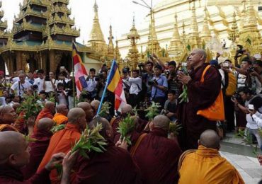 Saffron anniversary: Monks call for release of remaining political prisoners