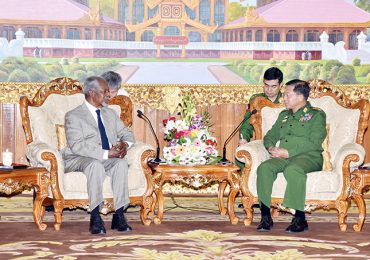 Burma’s army chief lectures Kofi Annan on Arakan history