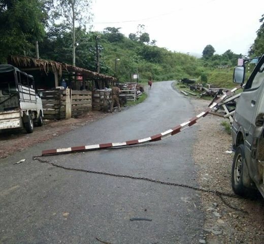 Logging war: Truck runs checkpoint in Pegu