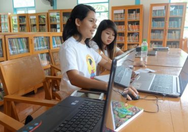 Tech-savvy girls aim to make a mark in Burma
