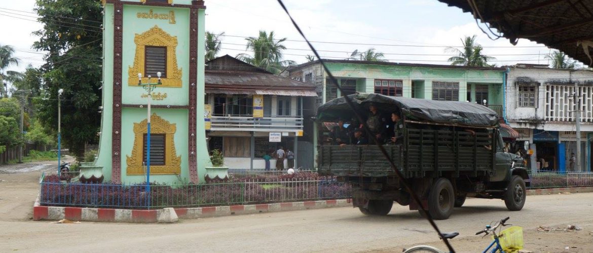 Soldiers kill four in wake of Arakan attacks