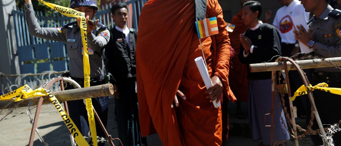 Buddhists in Burma decry Thai govt’s temple crackdown